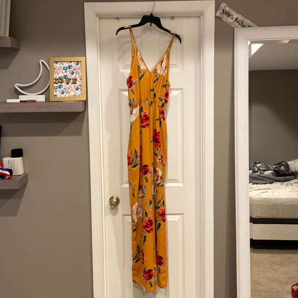 Size=M Brand=Xhilaration